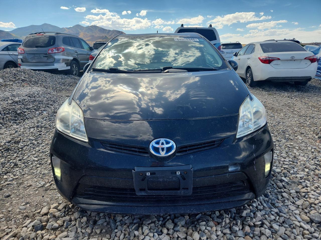 2014 Toyota Prius Four - Image 5
