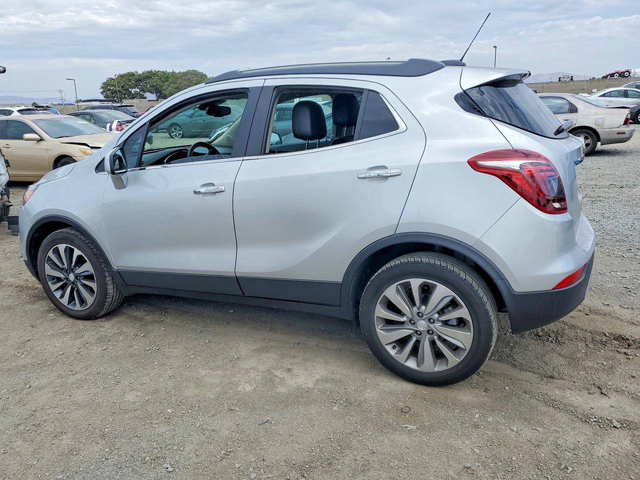 2021 Buick Encore Preferred - Фото 2