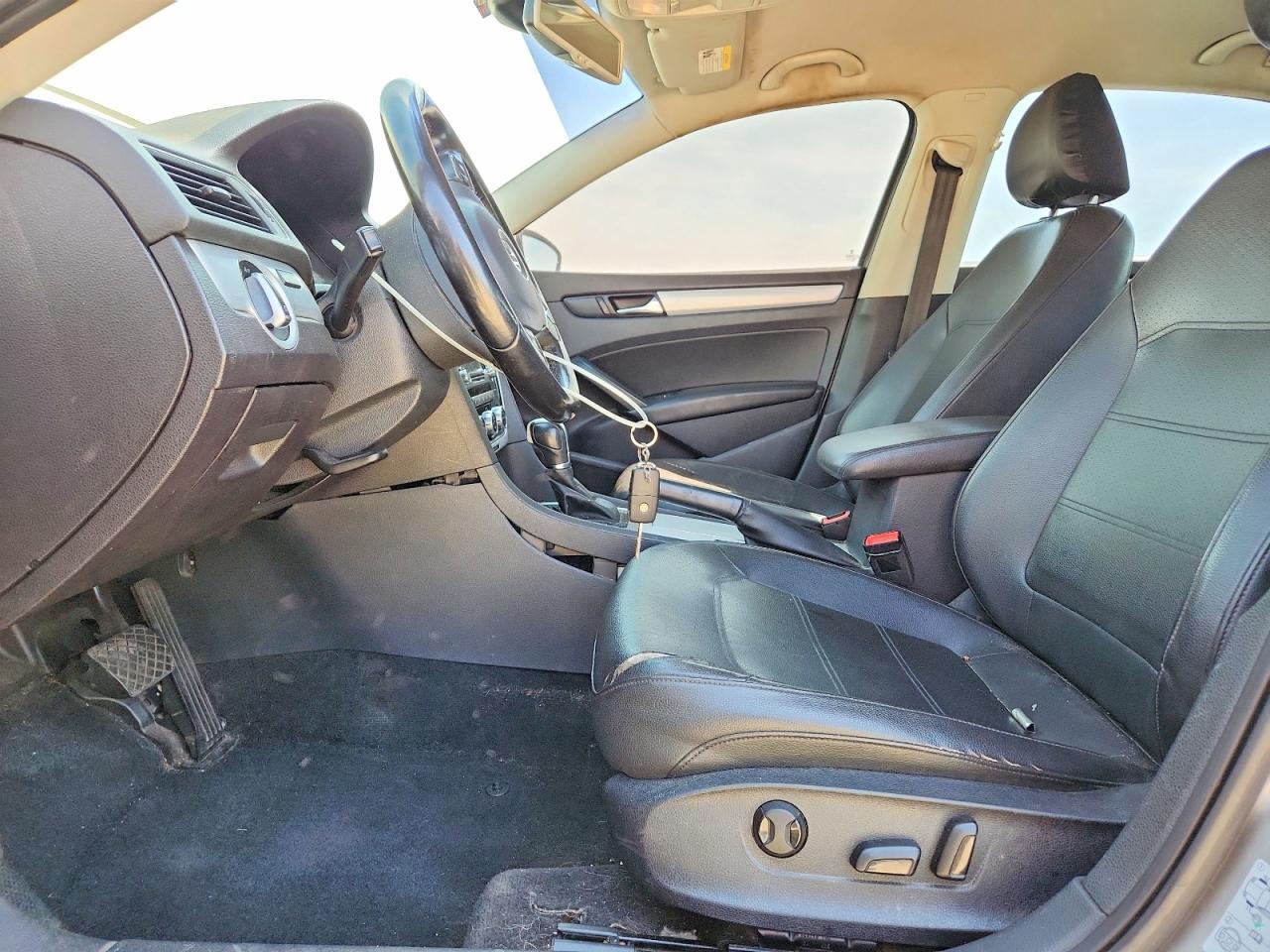 2012 Volkswagen Passat Se - Фото 7