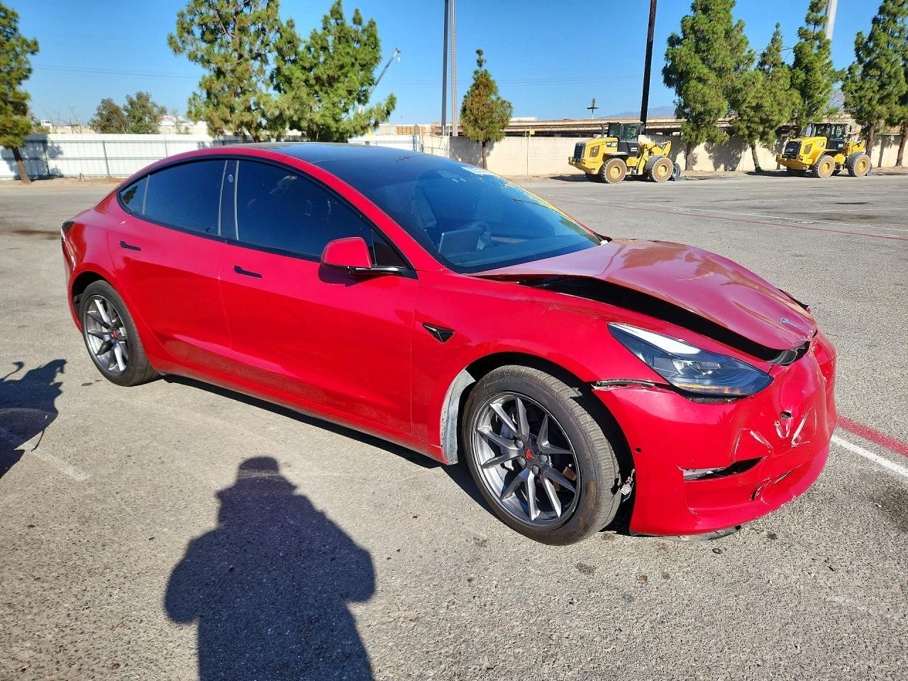 2021 Tesla Model 3 - Фото 4