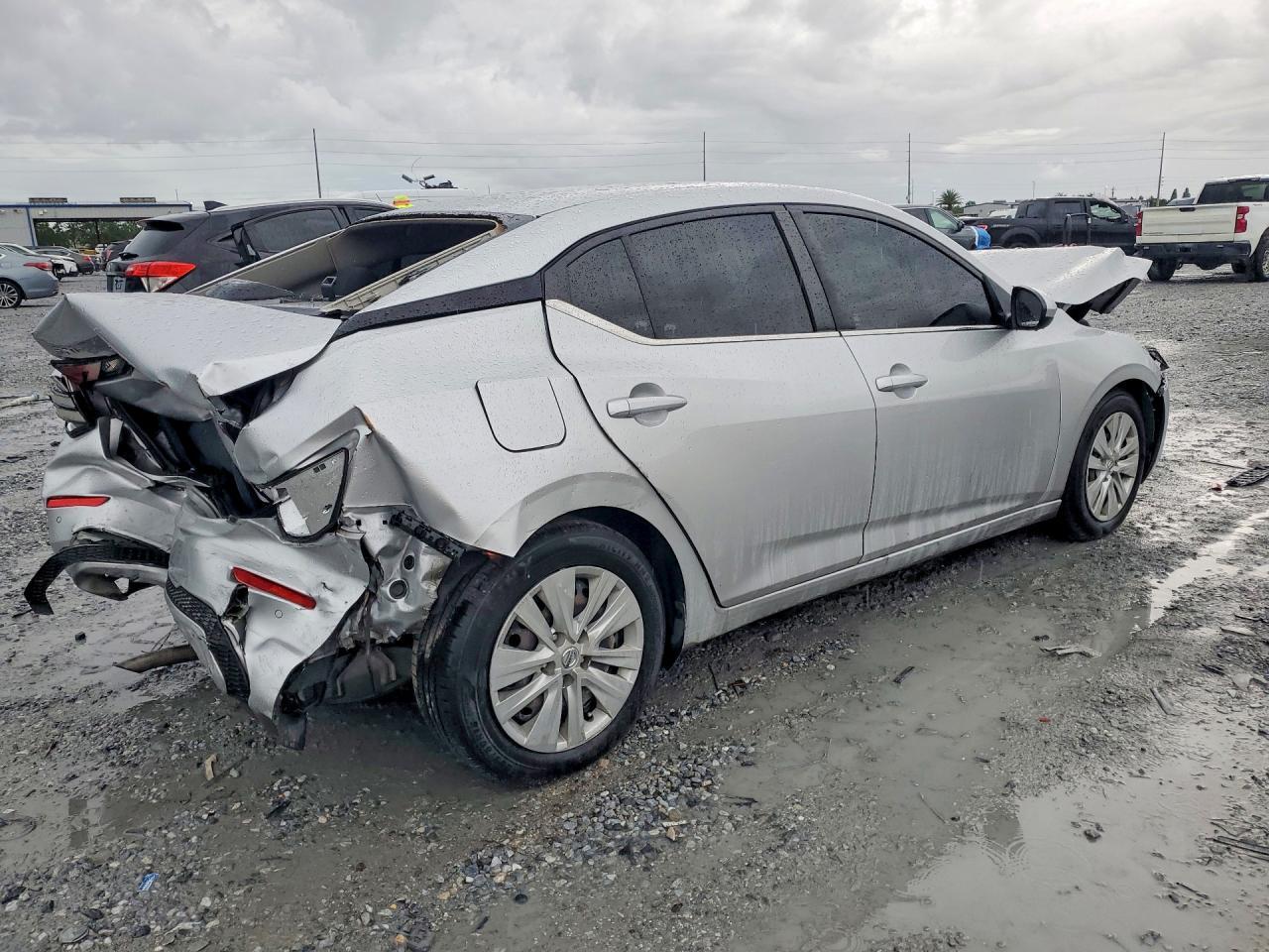2022 Nissan Sentra S - Фото 3