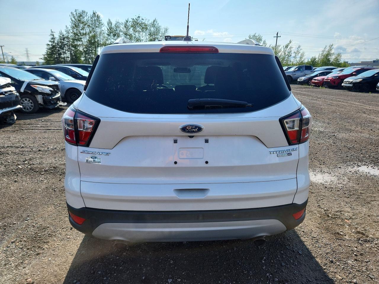 2017 Ford Escape Titanium - Image 6