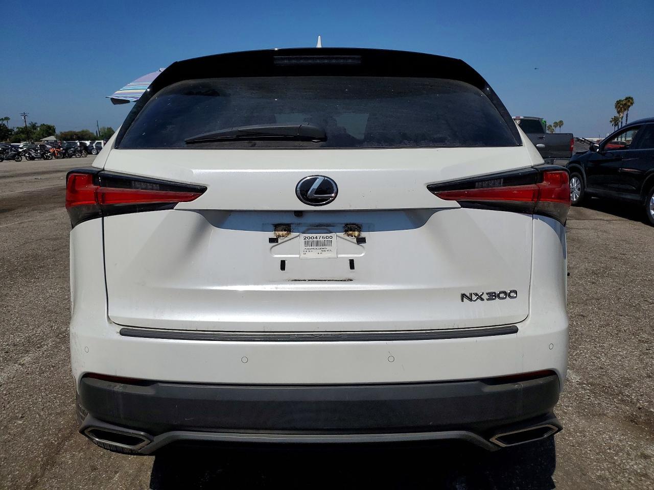 2020 Lexus Nx 300 - Фото 6