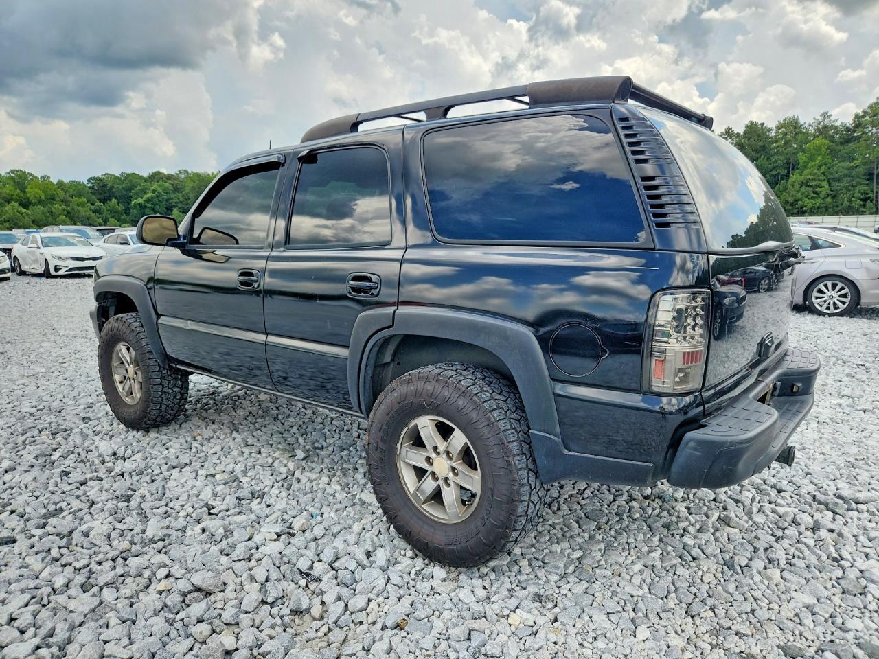 2004 Chevrolet Tahoe K1500 - Фото 2