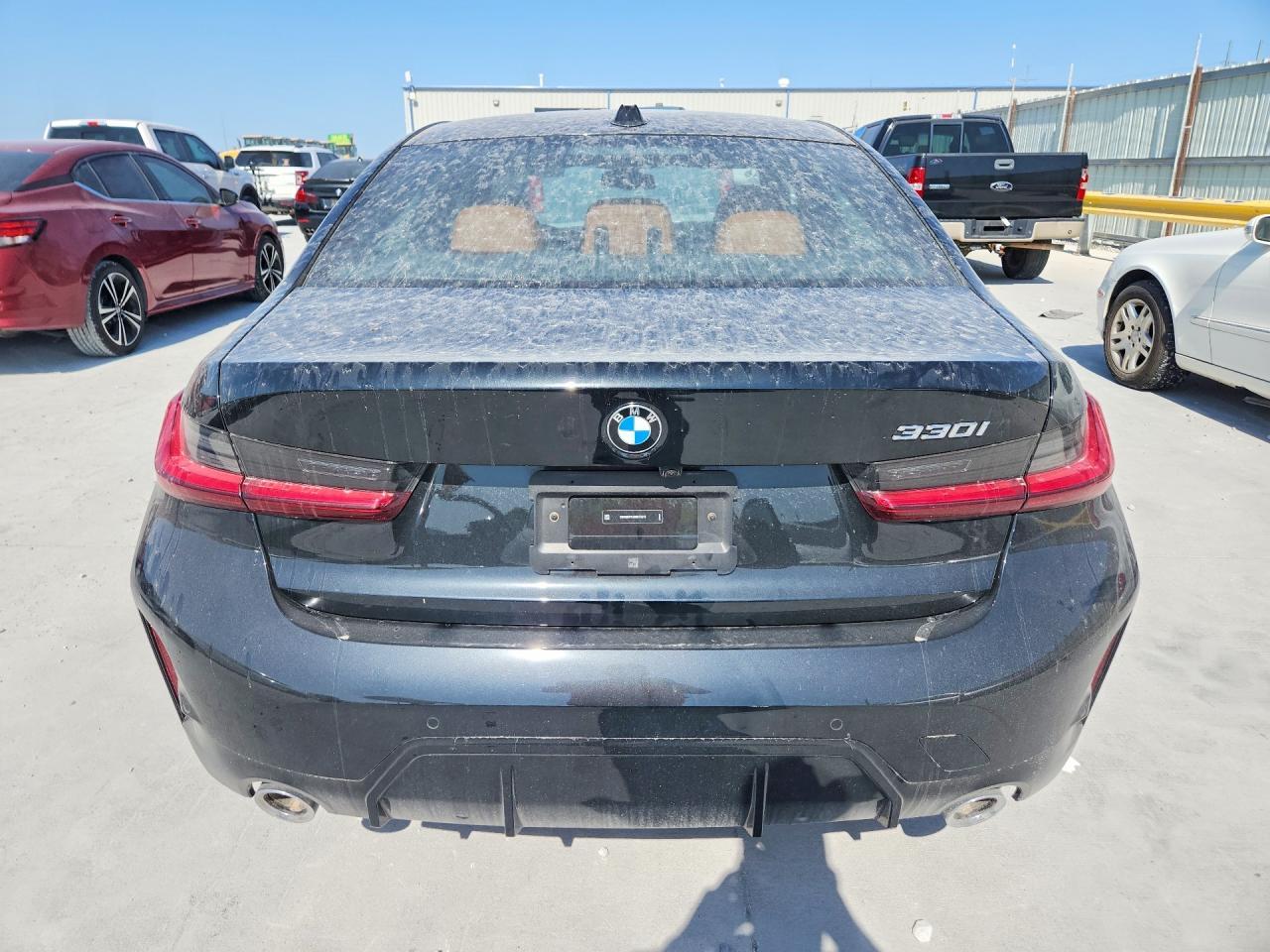 2024 BMW 330I - Фото 6