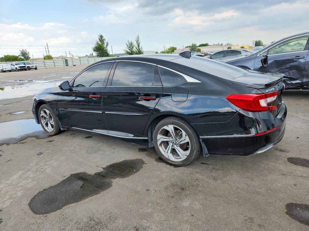 2018 Honda Accord Exl - Image 2