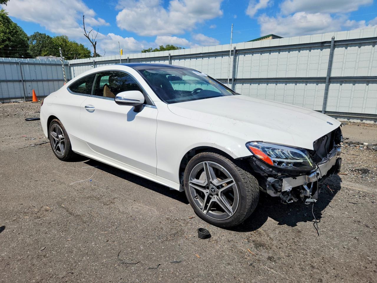 2019 Mercedes-Benz C 300 4Matic - Фото 4