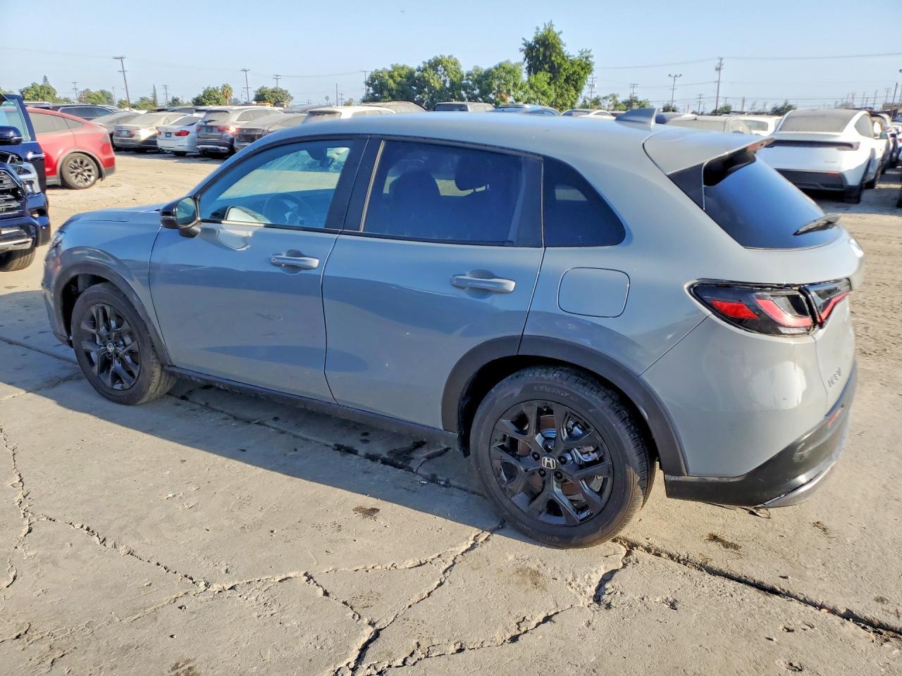 2025 Honda Hr-V Sport - Фото 2