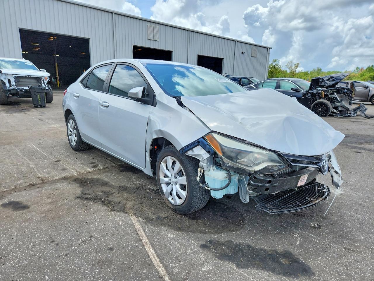2015 Toyota Corolla Le - Image 4