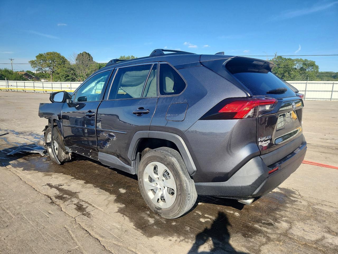 2020 Toyota Rav4 Le - Фото 2