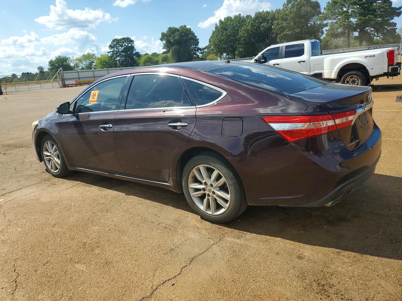2014 Toyota Avalon Xle Premium - Image 2
