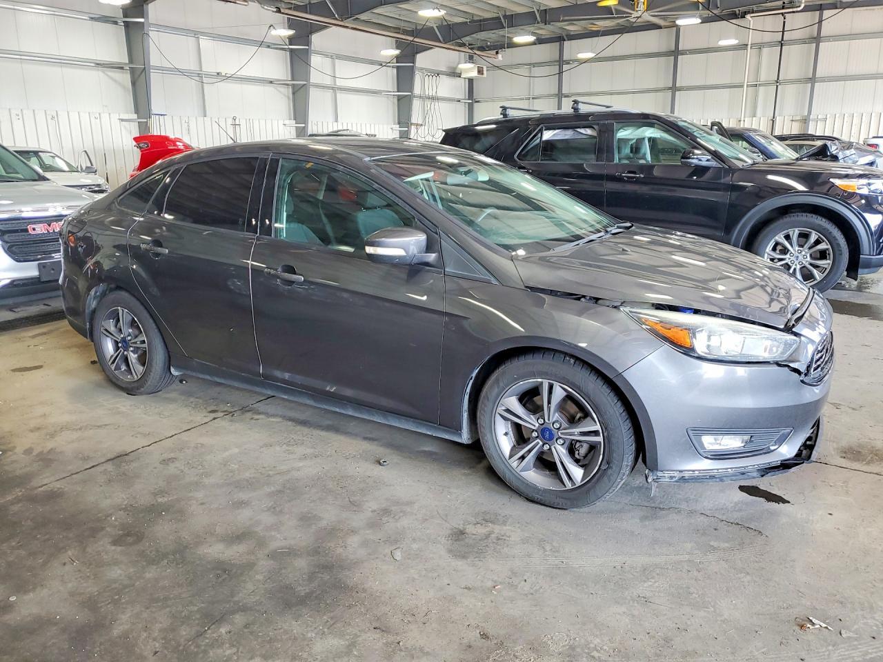 2017 Ford Focus Se - Image 4