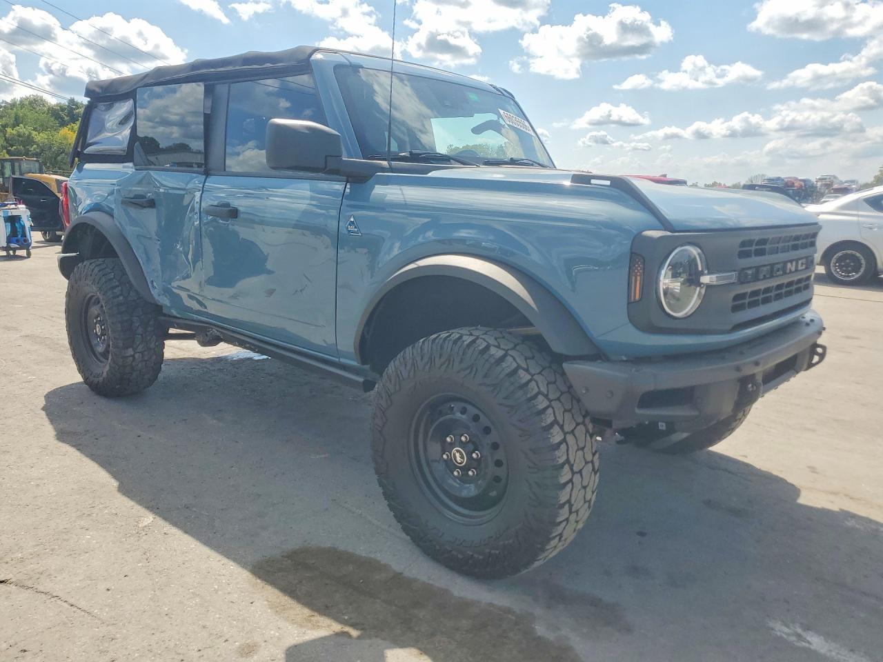 2021 Ford Bronco Base - Фото 4