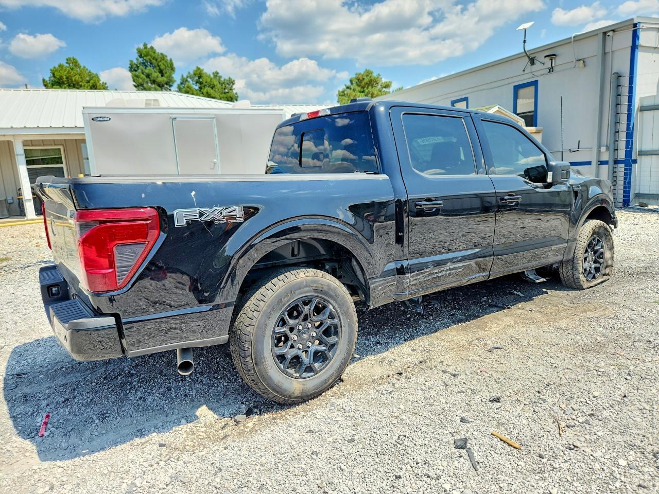 2025 Ford F150 Xlt - Фото 3