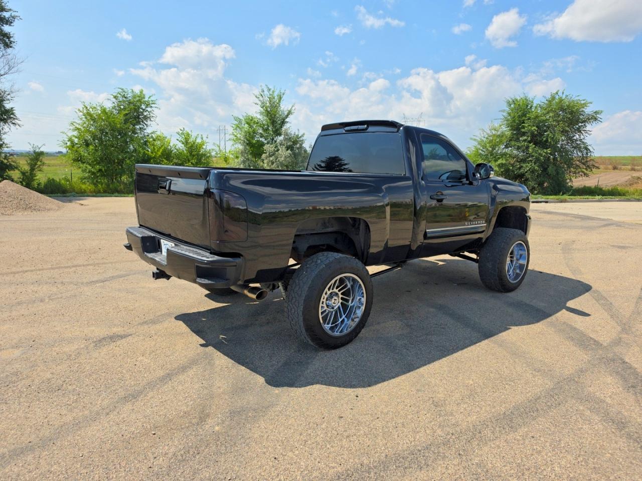 2007 Chevrolet Silverado K1500 - Image 4