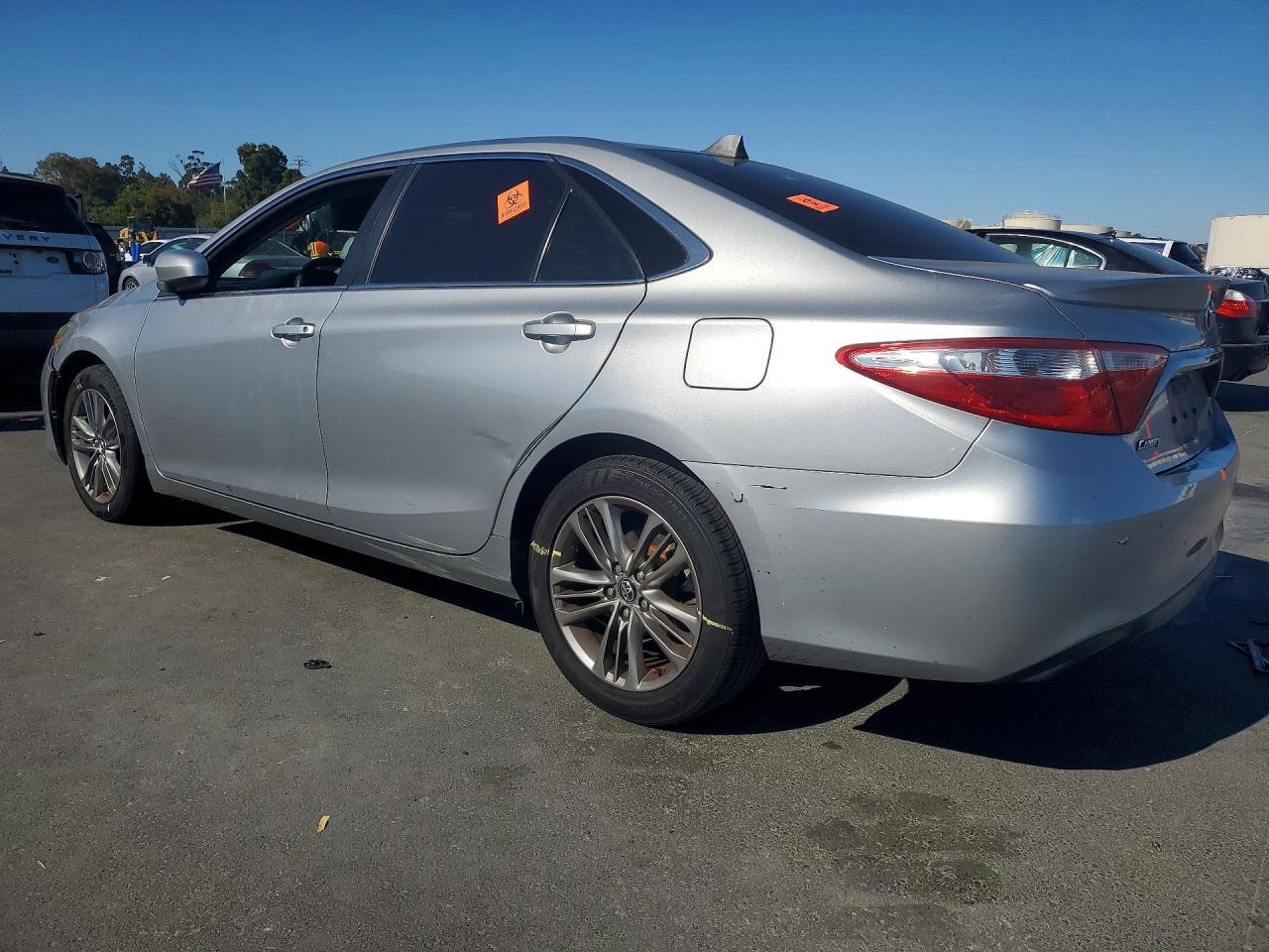 2017 Toyota Camry Se - Image 2
