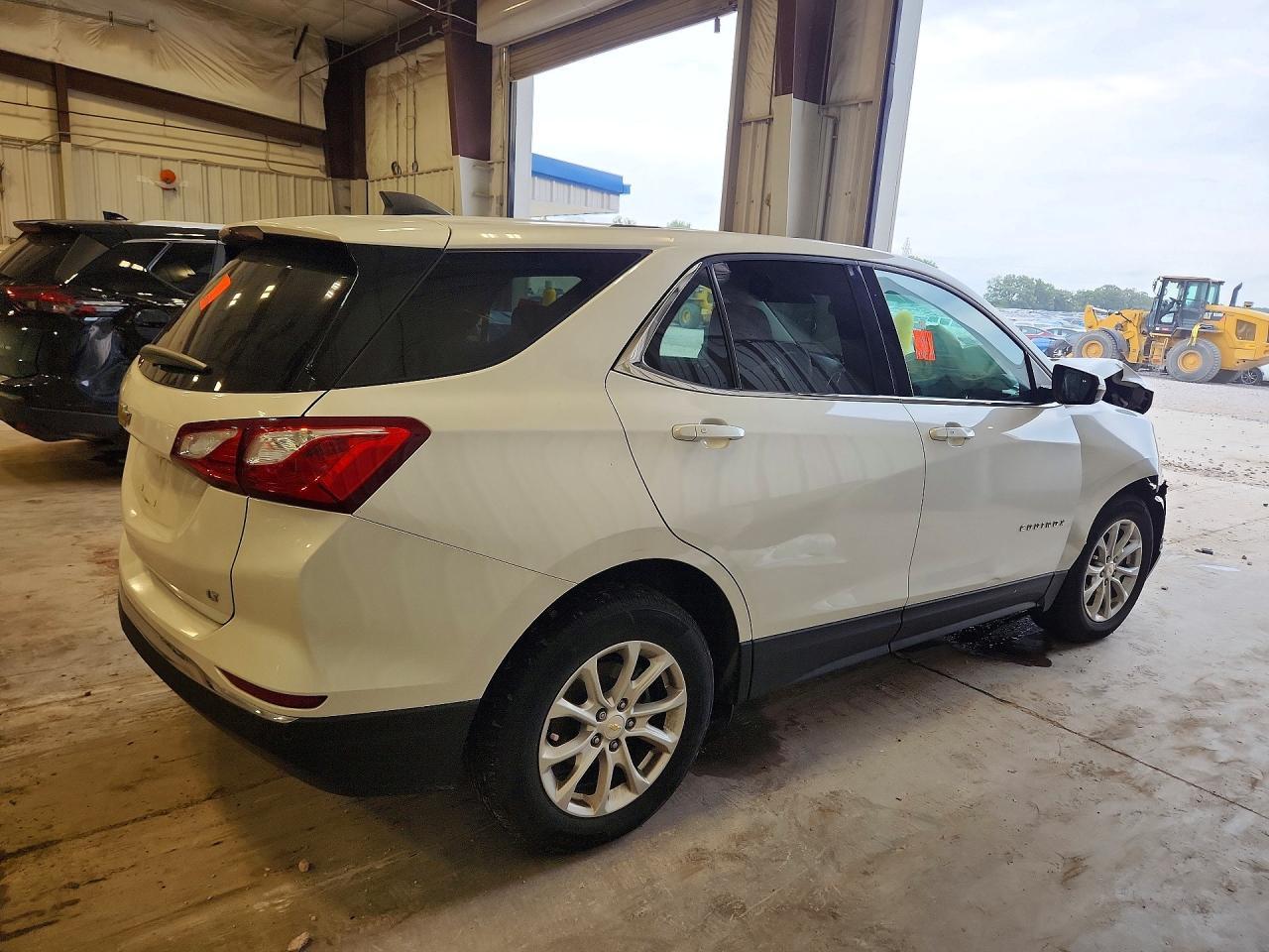 2018 Chevrolet Equinox Lt - Image 3
