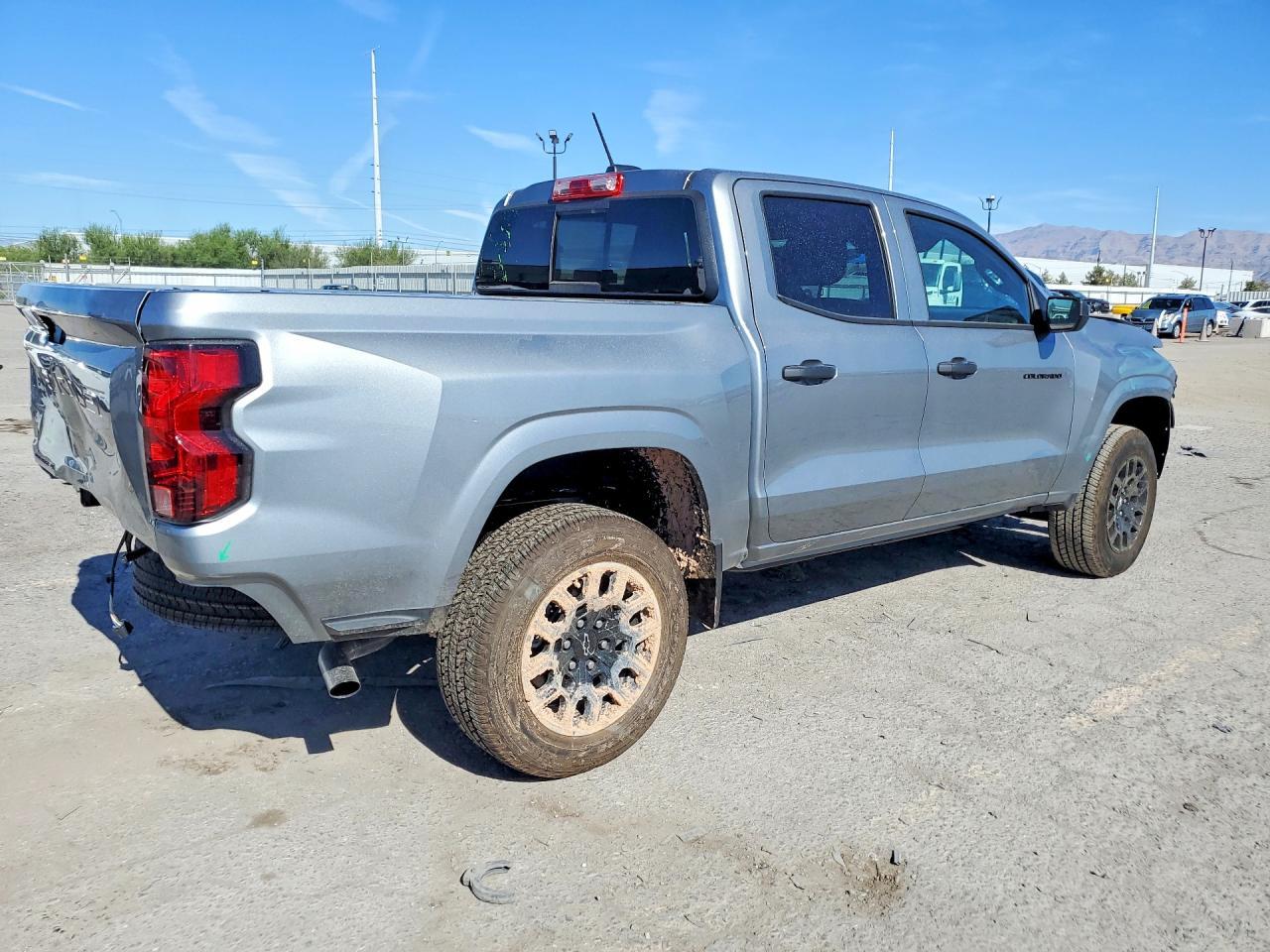 2026 Chevrolet Colorado - Фото 3