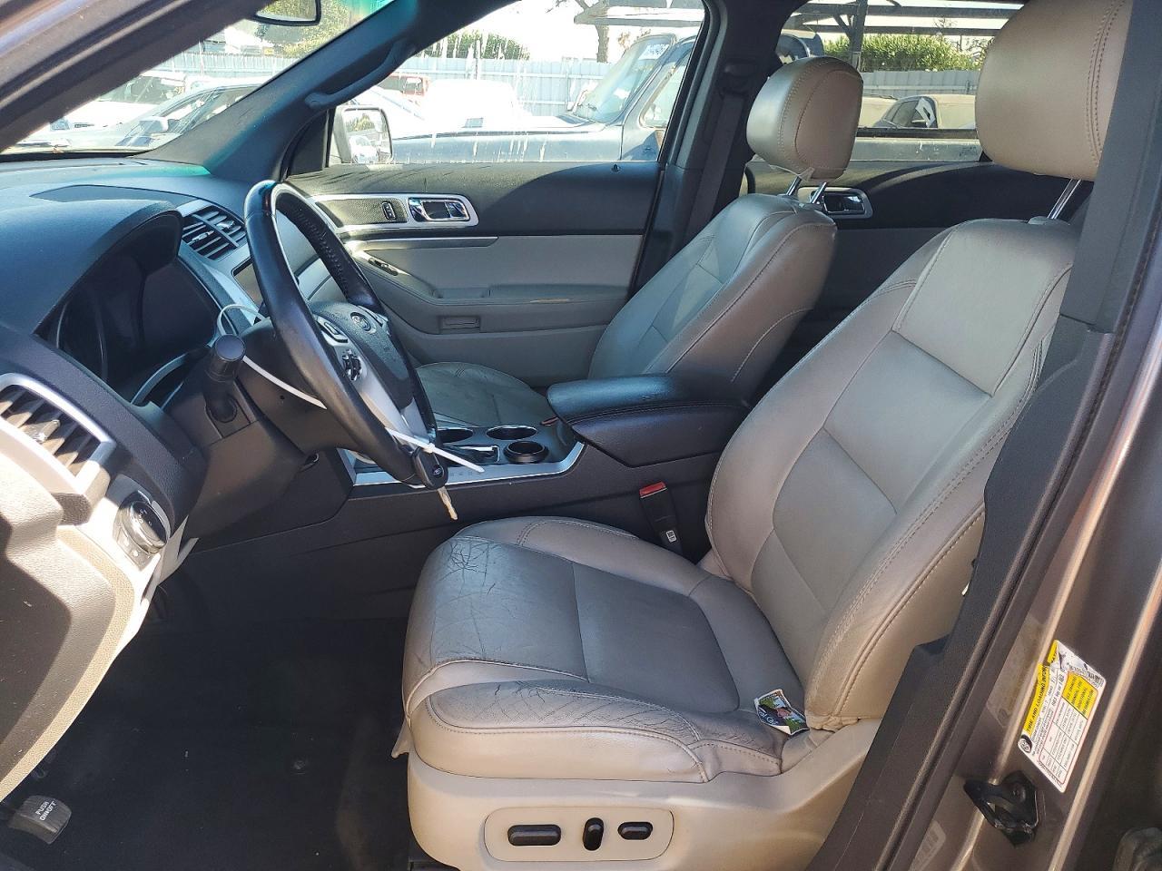 2013 Ford Explorer Xlt - Image 7