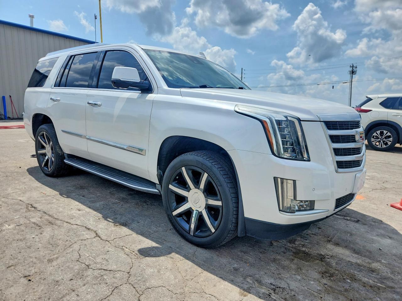 2016 Cadillac Escalade Luxury - Фото 4