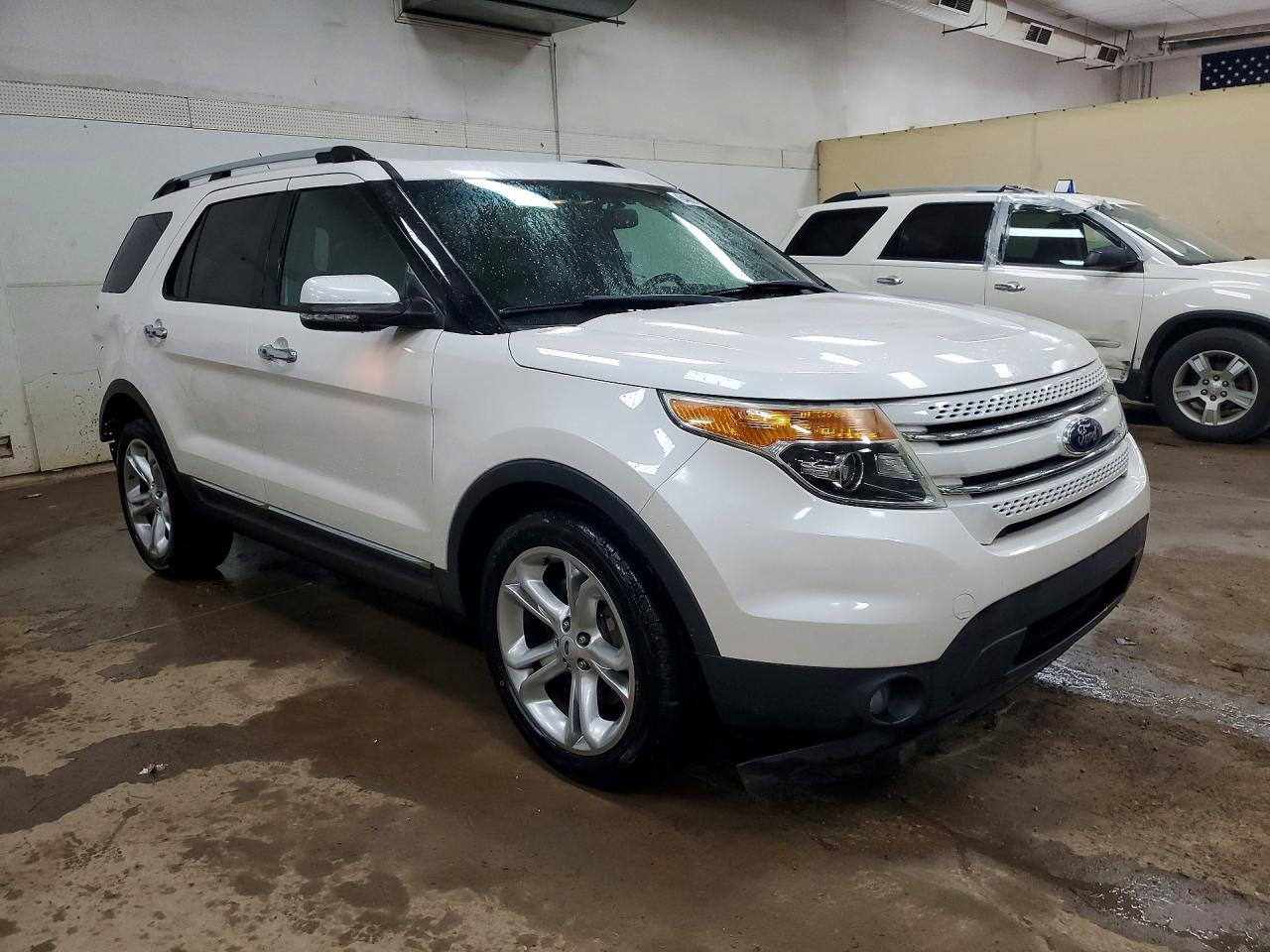 2015 Ford Explorer Limited - Фото 4