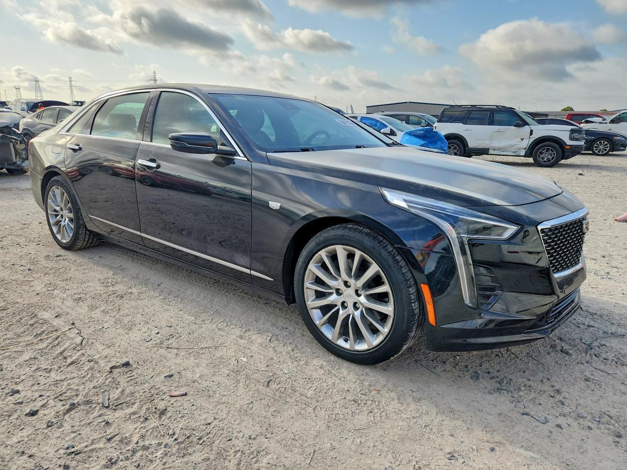 2019 Cadillac Ct6 Luxury - Image 4