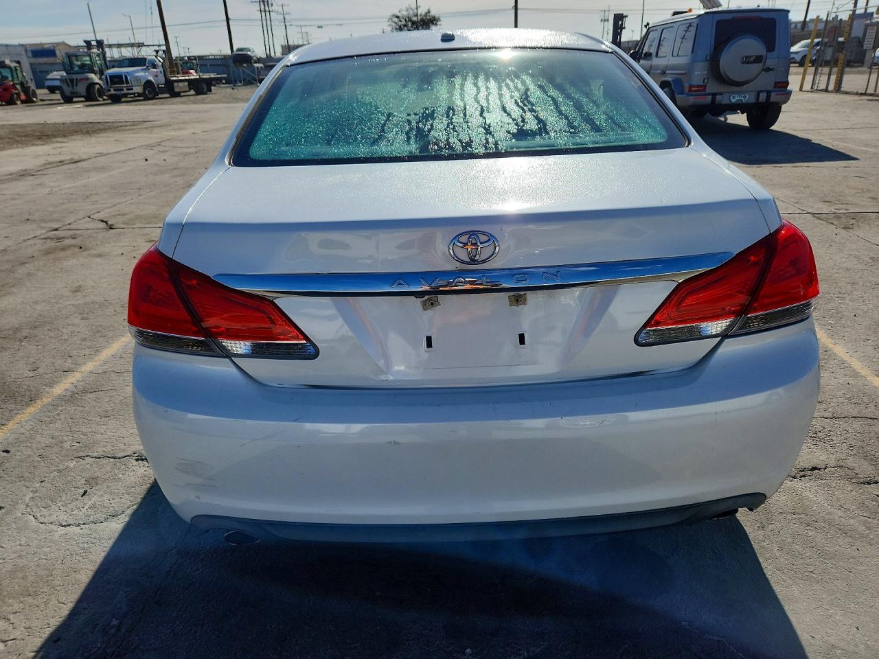 2011 Toyota Avalon Limited - Фото 6