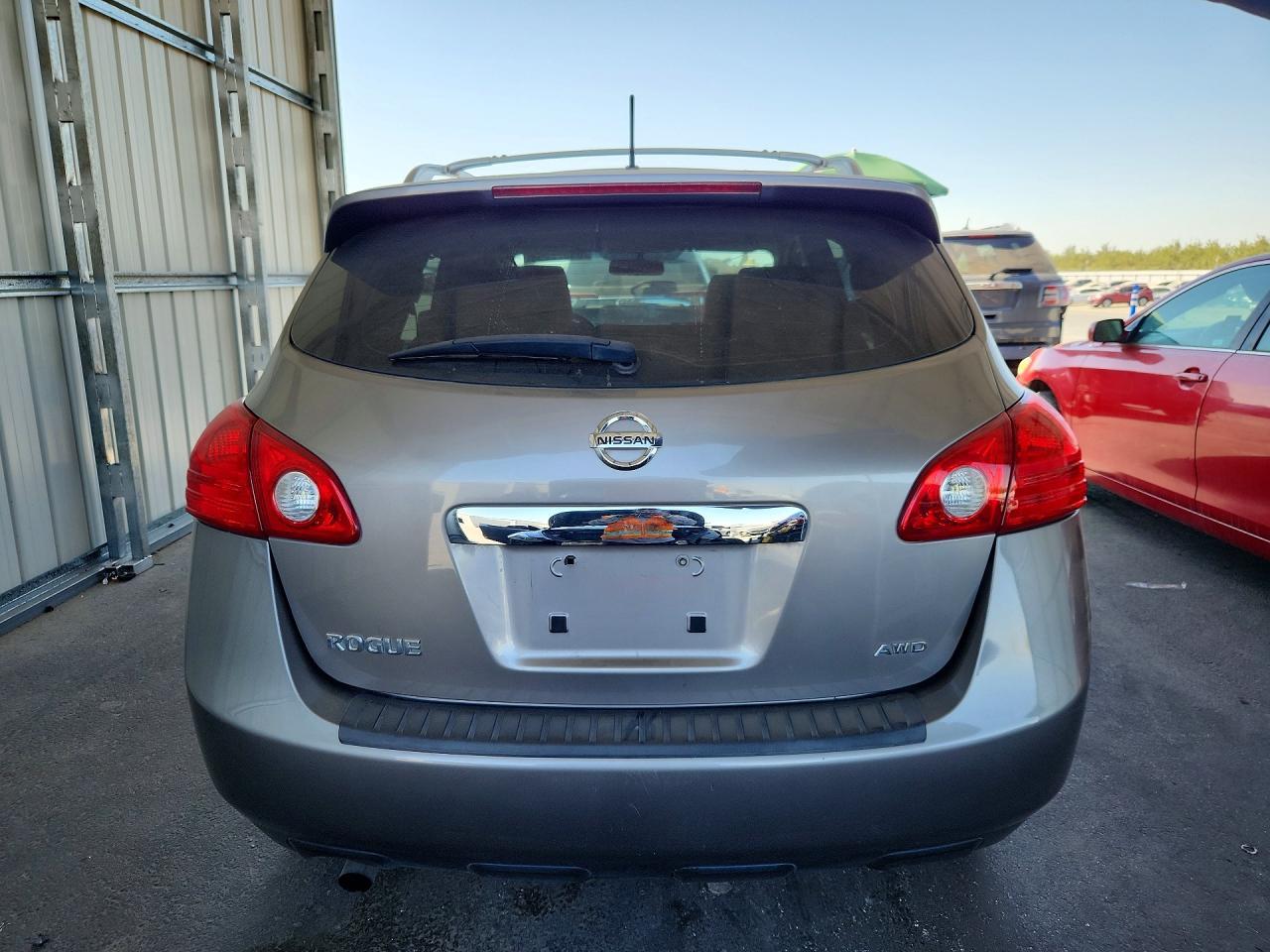 2013 Nissan Rogue S - Фото 6