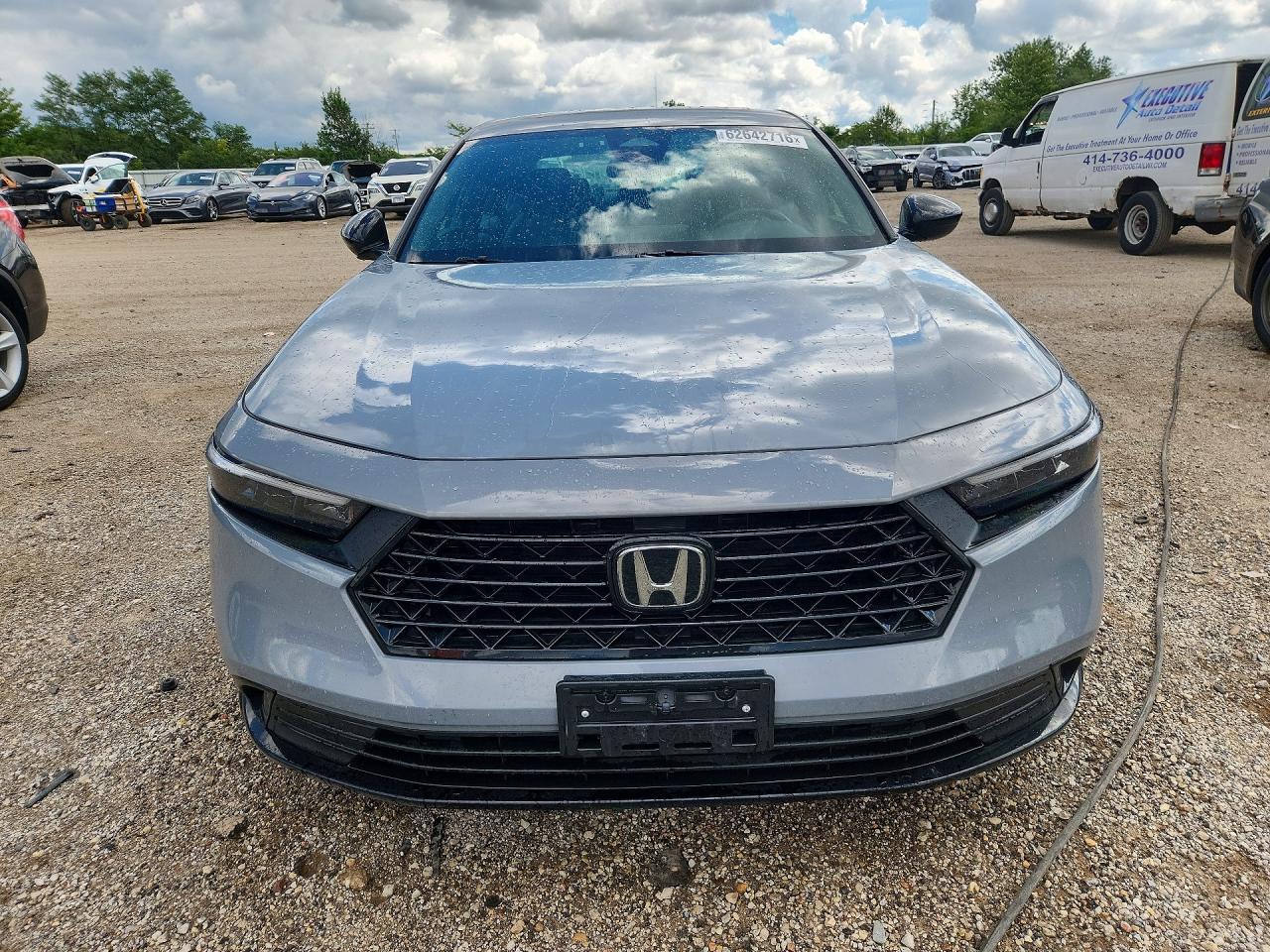 2023 Honda Accord Hybrid Sport-L - Image 5