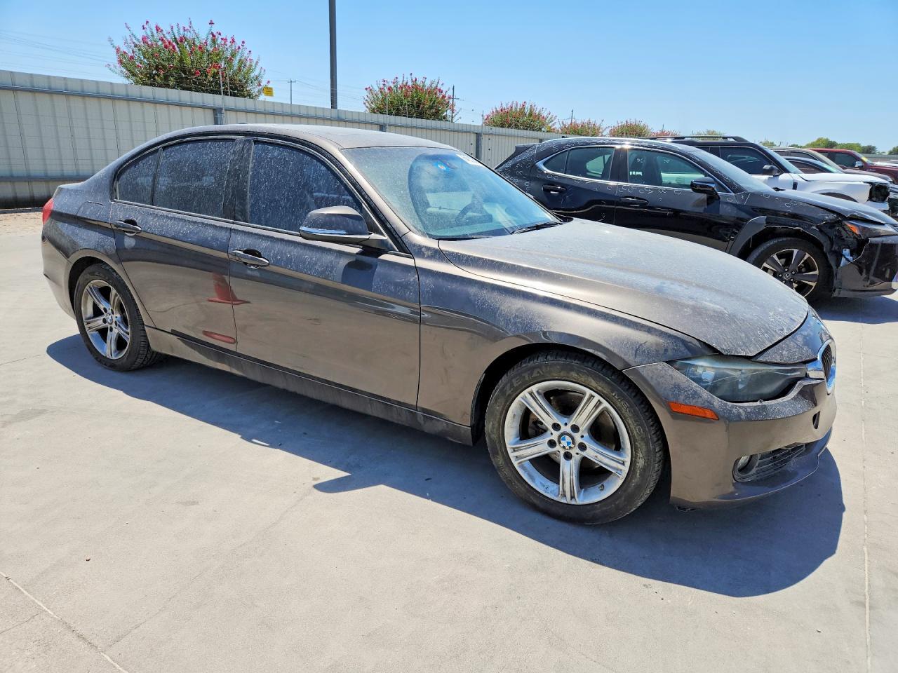 2013 BMW 328 - Фото 4