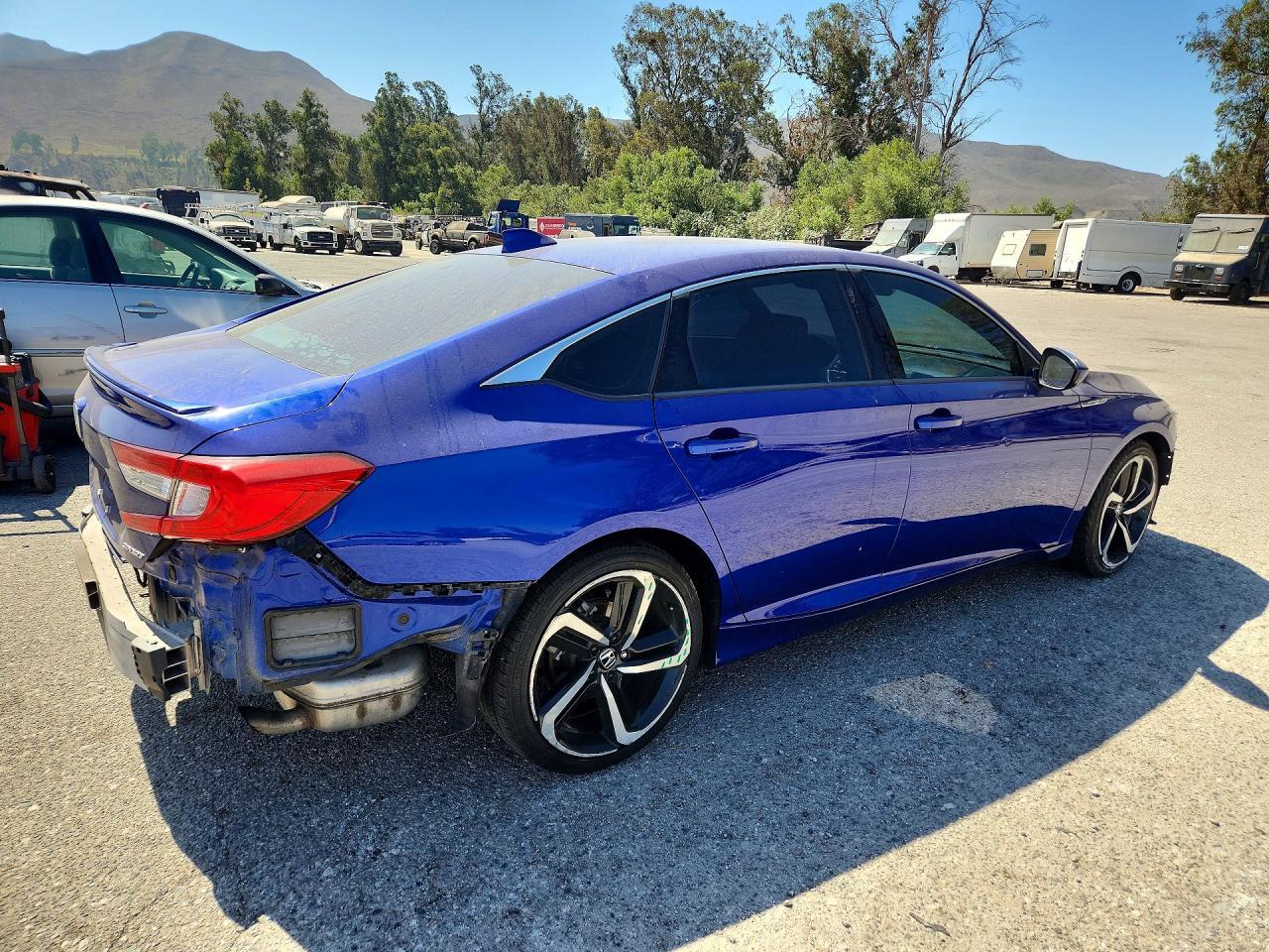 2020 Honda Accord Sport - Image 3