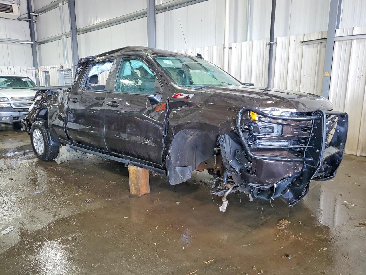 2019 Chevrolet Silverado K1500 Rst - Фото 4