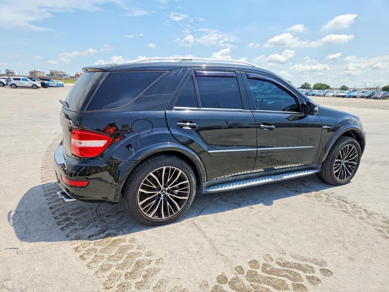 2009 Mercedes-Benz Ml 63 Amg - Image 3