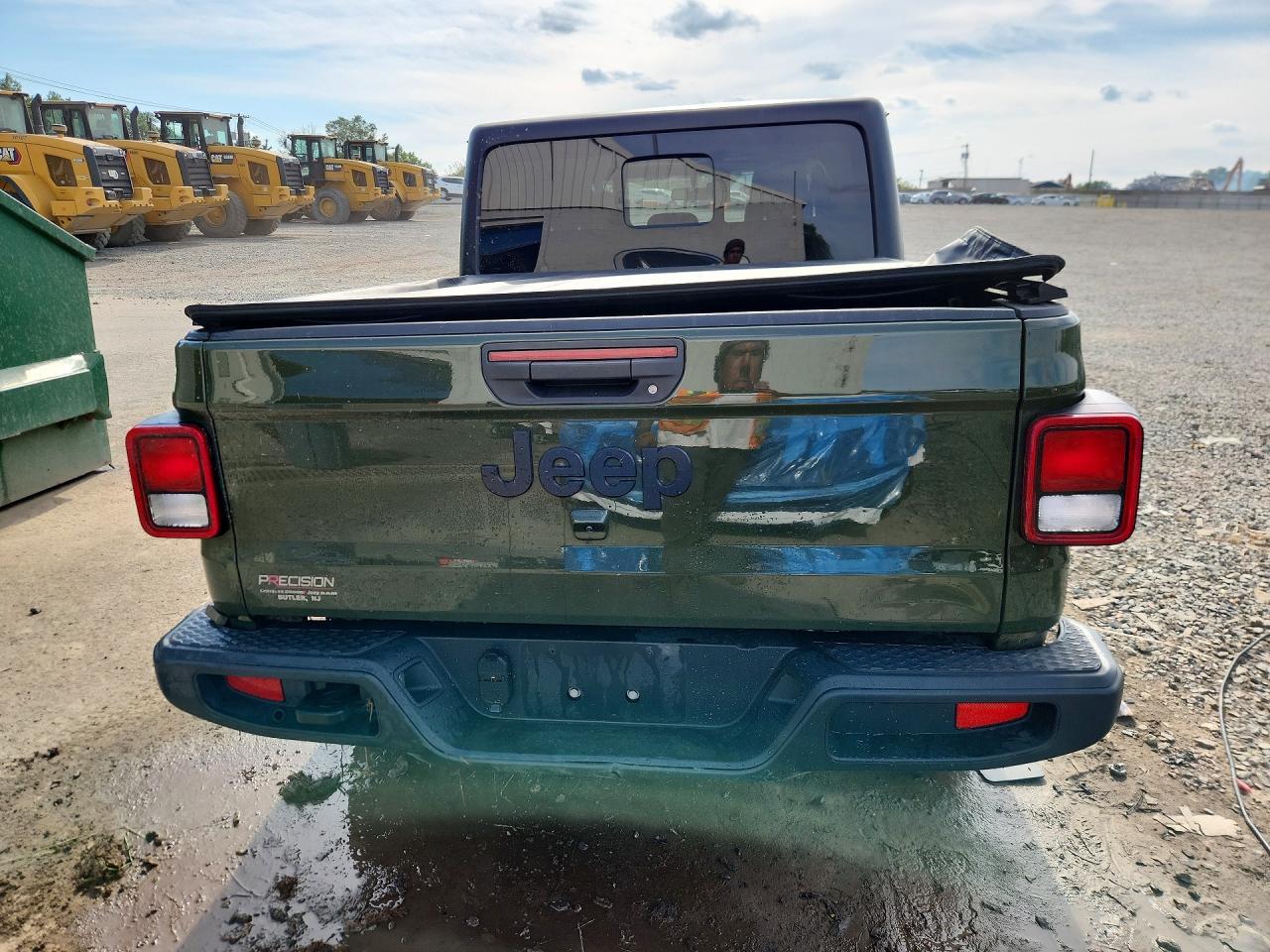 2022 Jeep Gladiator Sport - Image 6