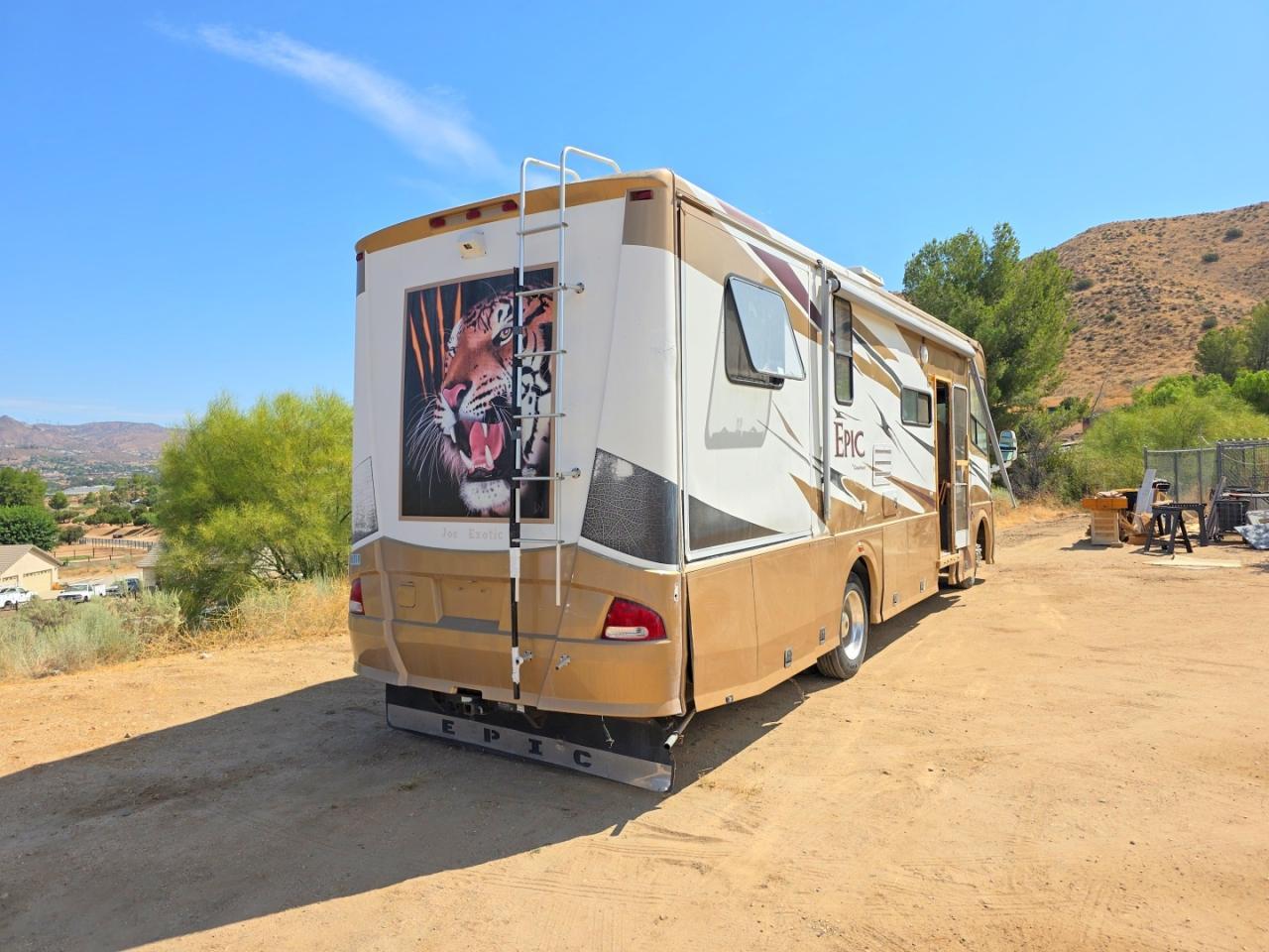 2004 Ford 550 Super Rv - Фото 4