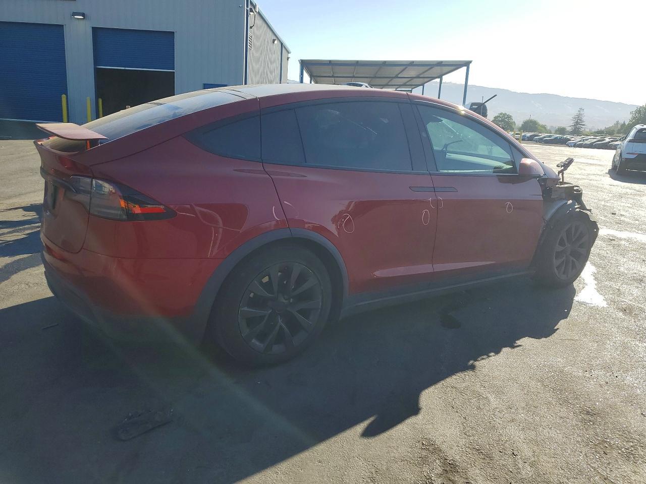 2023 Tesla Model X - Image 3