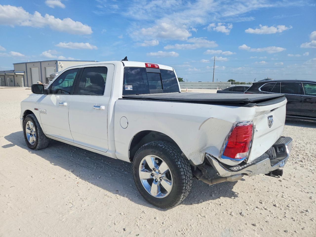 2018 Ram 1500 Slt - Image 2