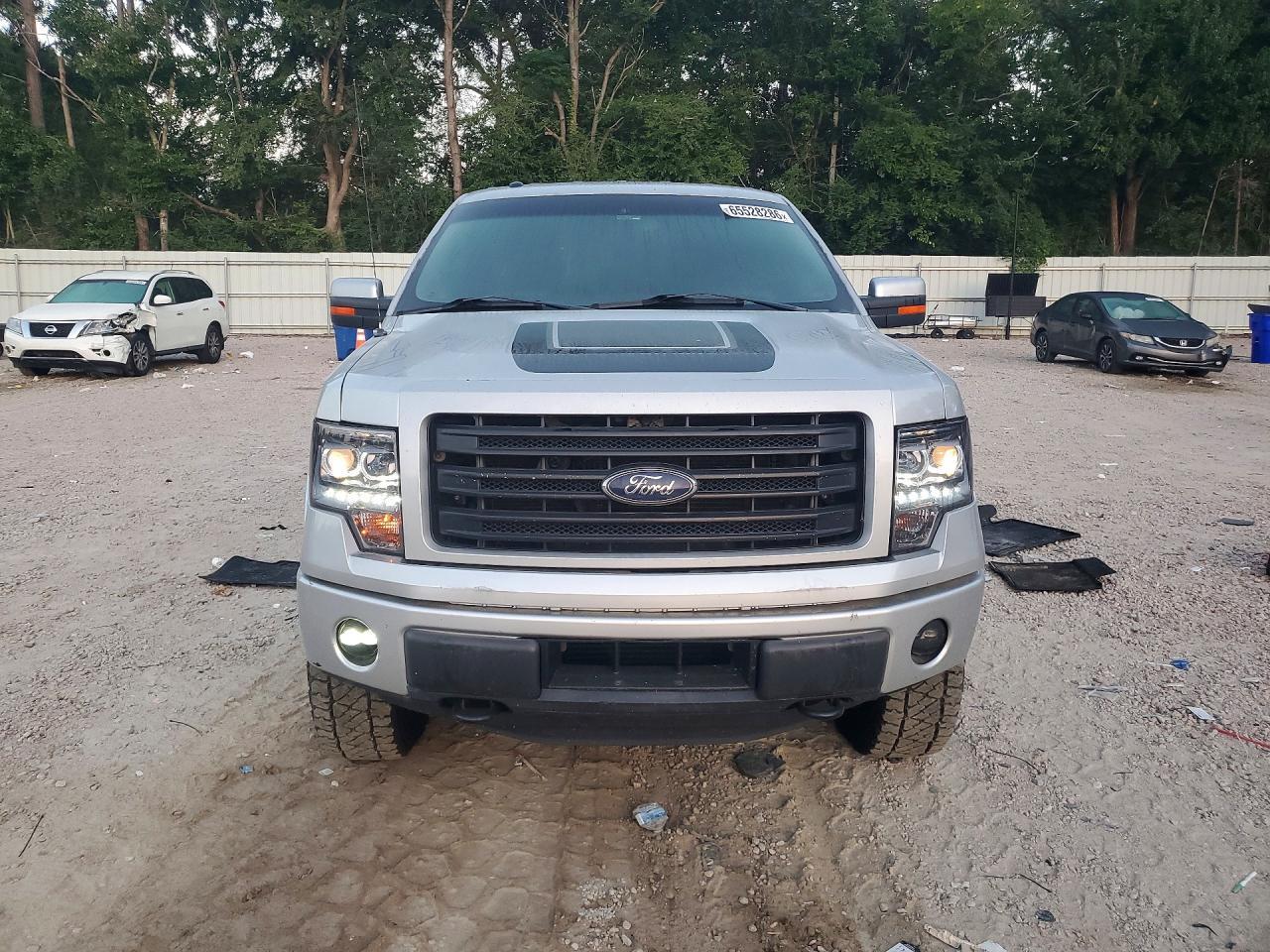 2014 Ford F150 Supercrew - Фото 5