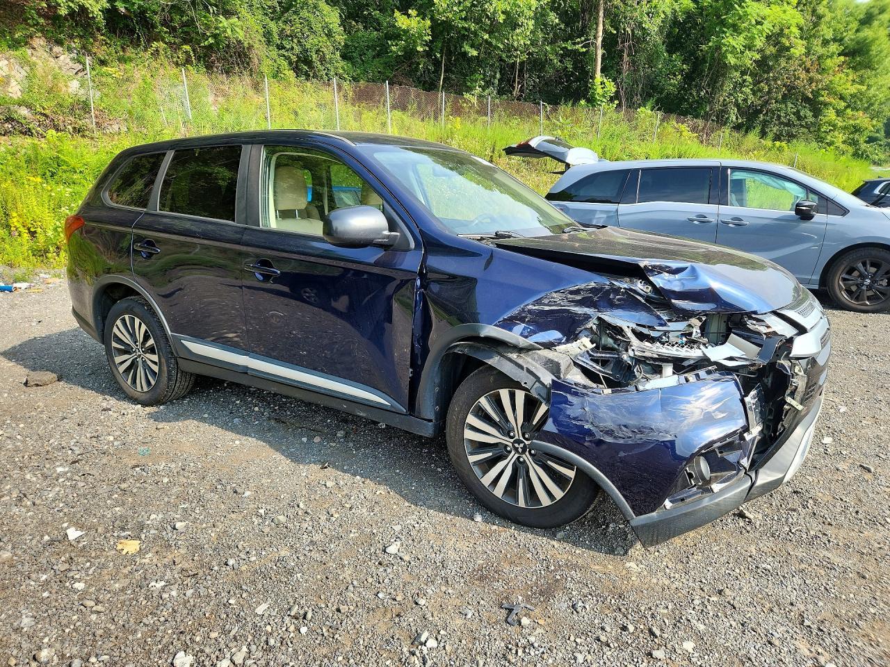 2019 Mitsubishi Outlander Se - Фото 4