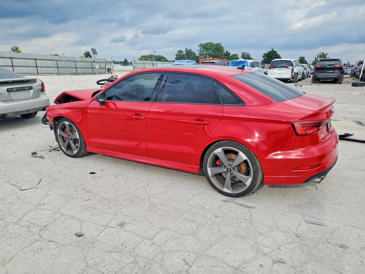 2019 Audi S3 Premium Plus - Фото 2