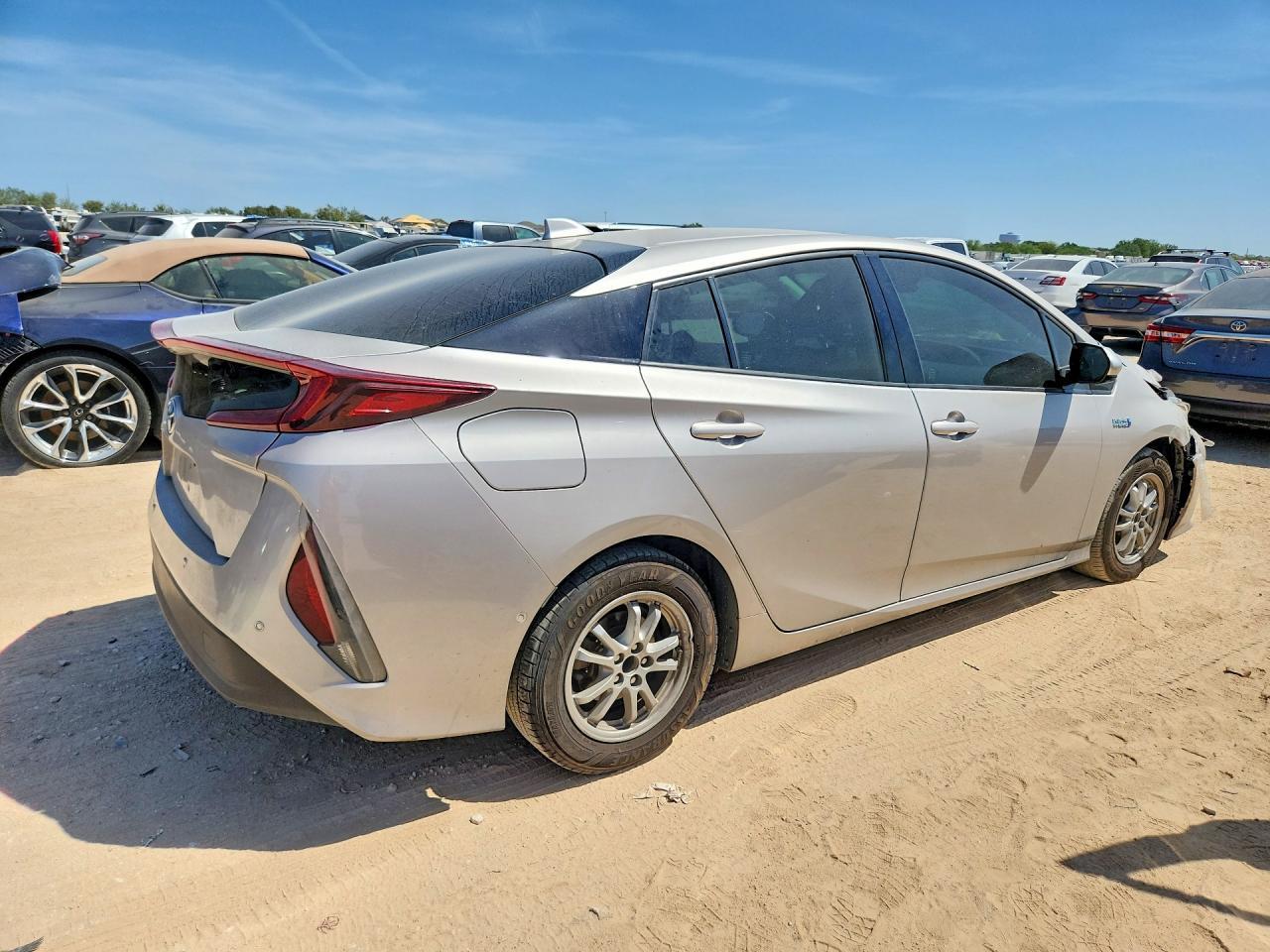 2018 Toyota Prius Prime Advanced - Фото 3