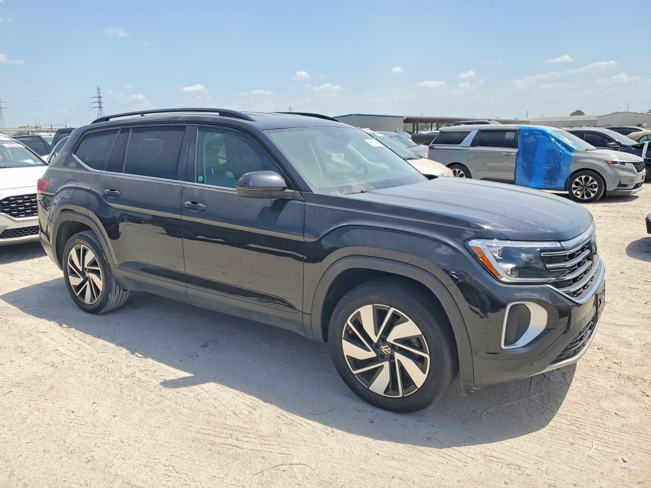2025 Volkswagen Atlas Se - Image 4