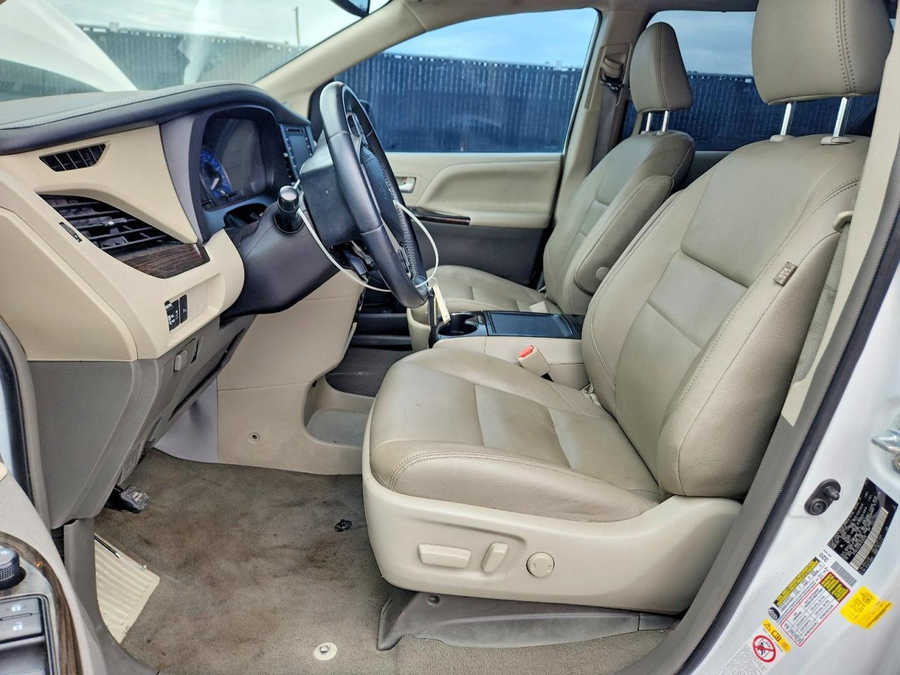 2019 Toyota Sienna Xle 7-Passenger - Image 7