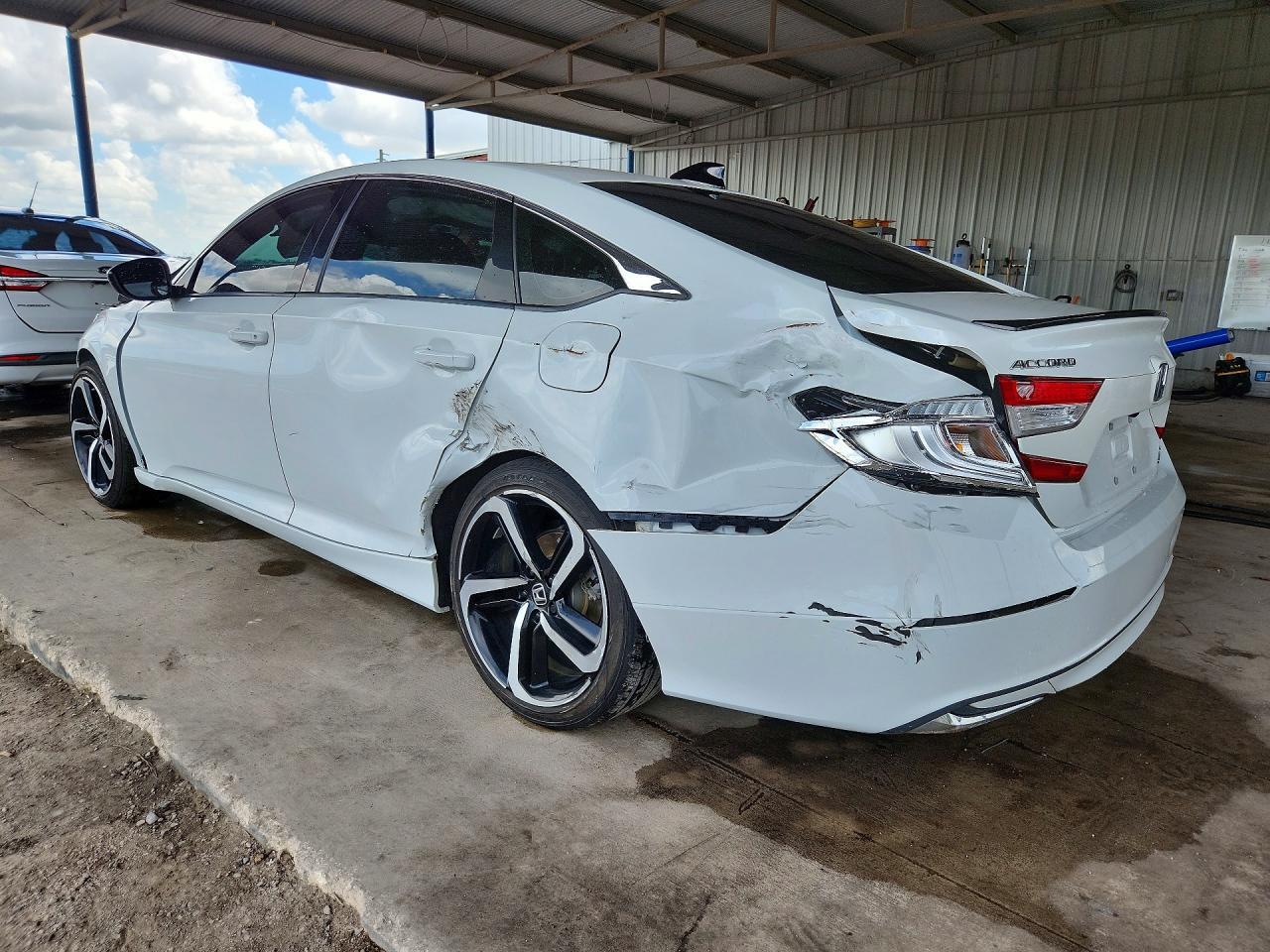 2022 Honda Accord Hybrid Sport - Фото 2