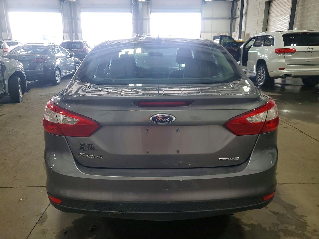 2014 Ford Focus S - Image 6