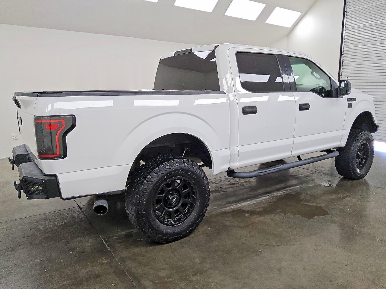 2016 Ford F150 Supercrew - Фото 3