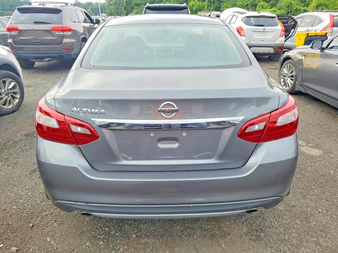 2018 Nissan Altima 2.5 S - Image 6