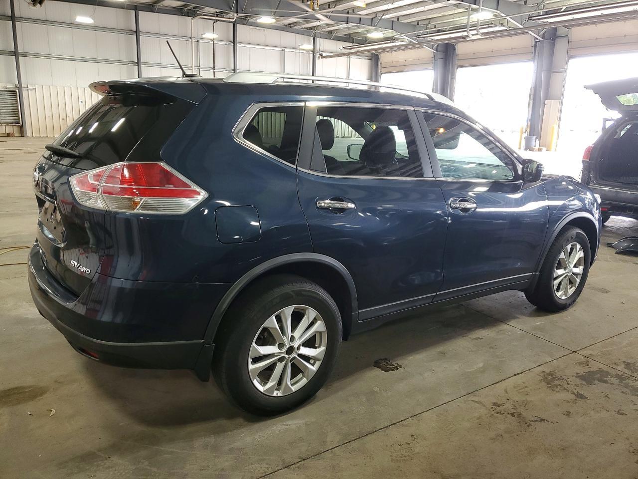 2016 Nissan Rogue Sv - Image 3