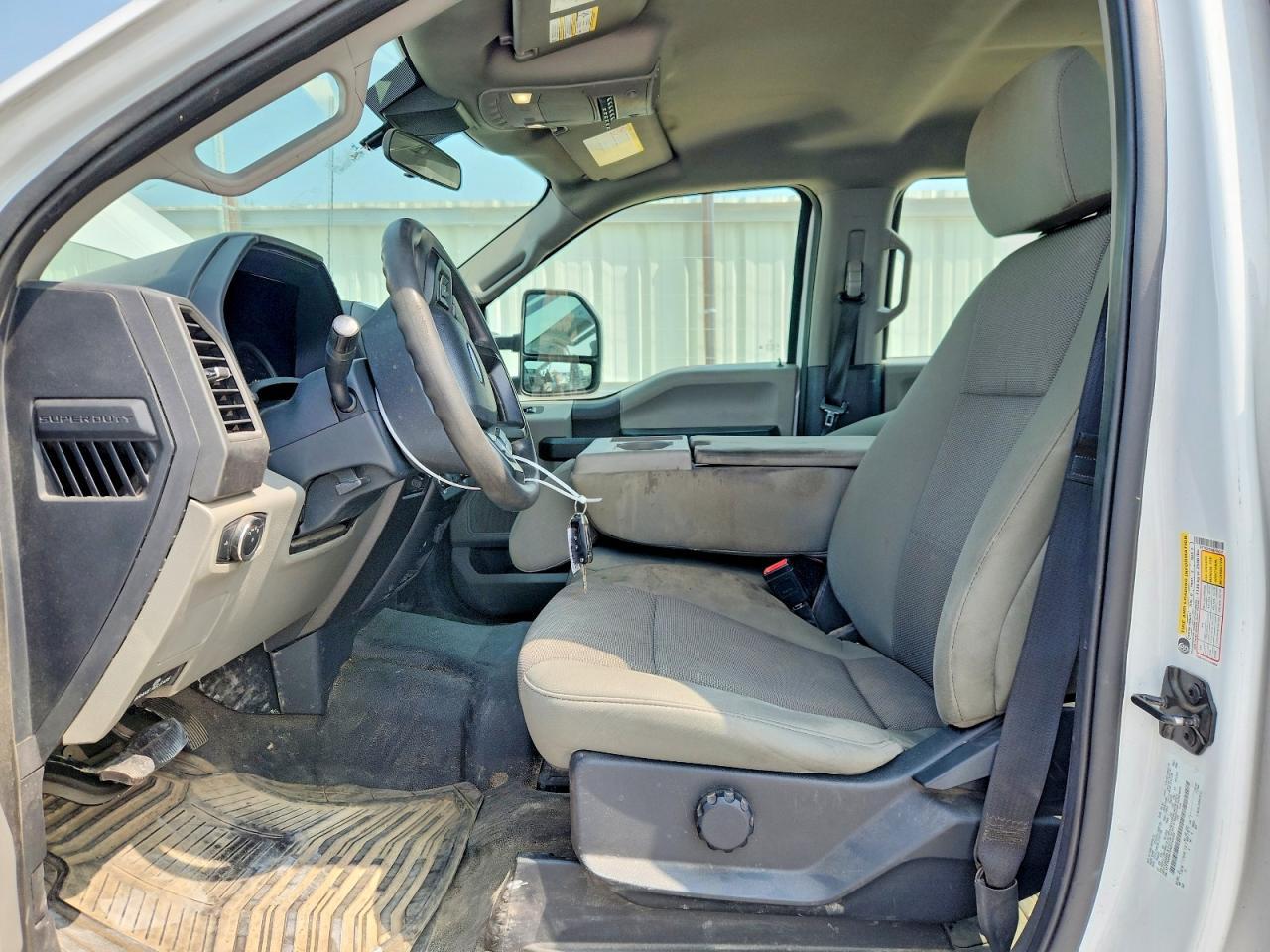 2022 Ford F250 Super Duty - Image 7