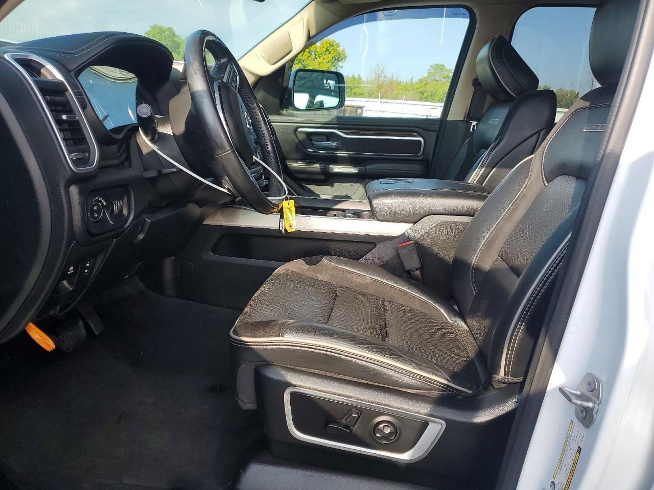 2020 Ram 1500 Laramie - Фото 7